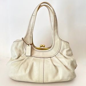 Coach Ergo Kisslock White Leather Shoulder Hand Bag Tattersall Lining